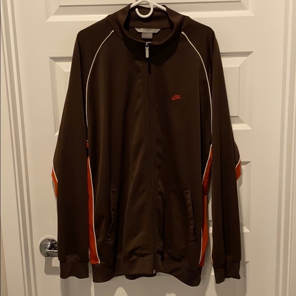 nike warm up jacket